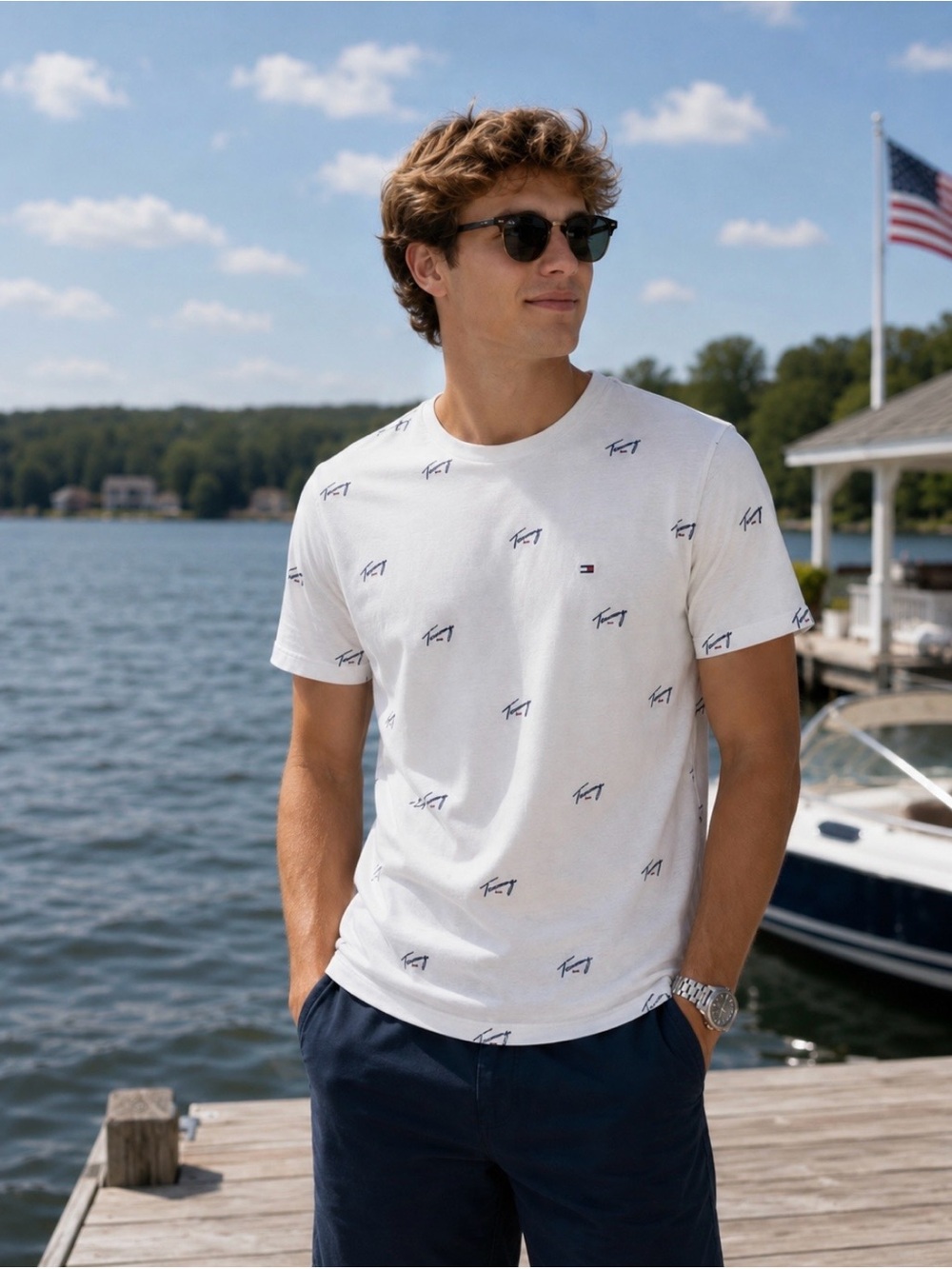 NWT Tommy Hilfiger Men’s White All-Over Logo Print T-Shirt